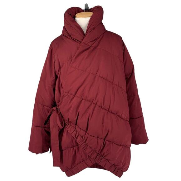 Universal Standard Kanda Puffer Small Burgundy Down Coat - Picture 2 of 14